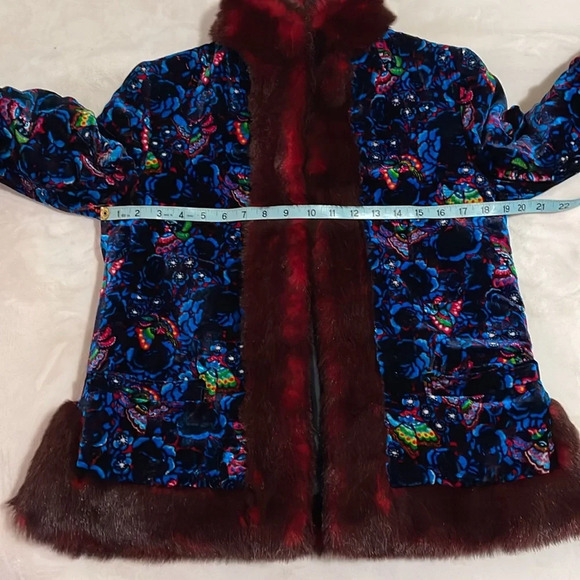 Vivienne Tam velour fur jacket size 1 - Picture 8 of 8
